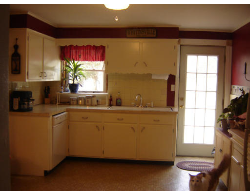 1383 Providence Road, Unit 1 Northbridge, MA 01588 - Photo 5 of 13