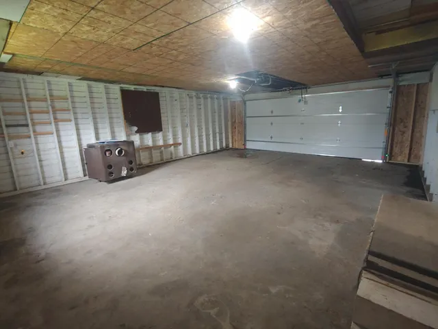 $179,000 | 100 2nd Street Northeast, Hallock, MN 56728