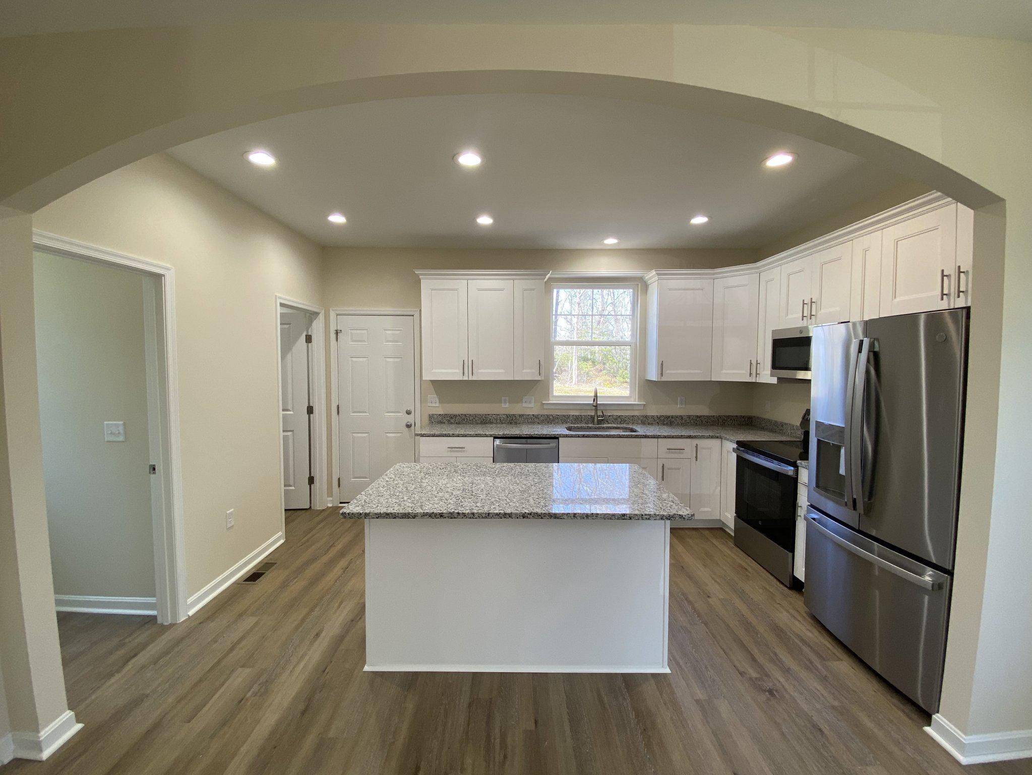 113 Laurel Lane Colonial Beach, VA 22443 - Photo 4 of 31 PHOTO OF PREVIOUSLY BUILT HOME - FINISHES MAY VARY