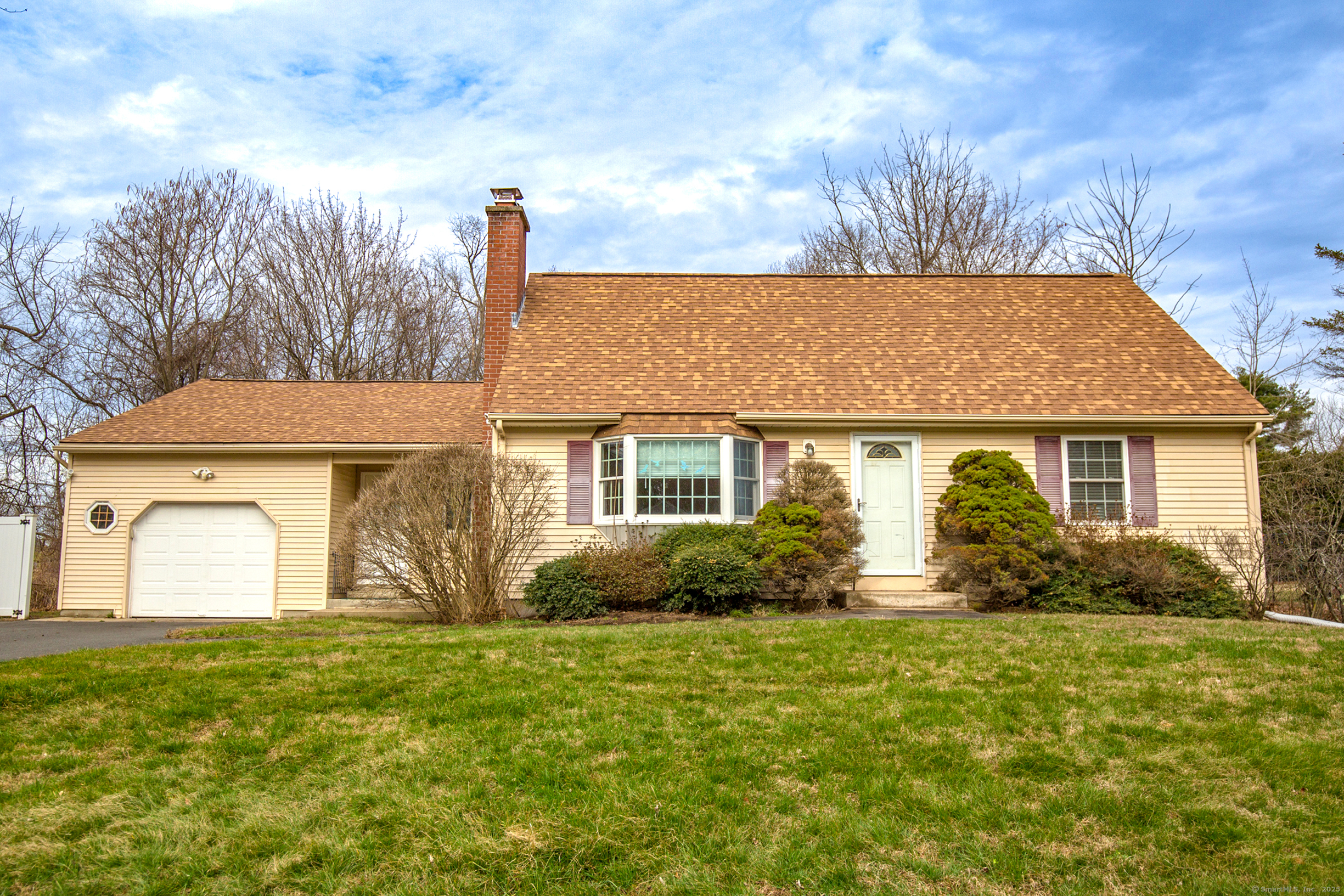 35 Buchanan Road Enfield, CT 06082 - Photo 1 of 1