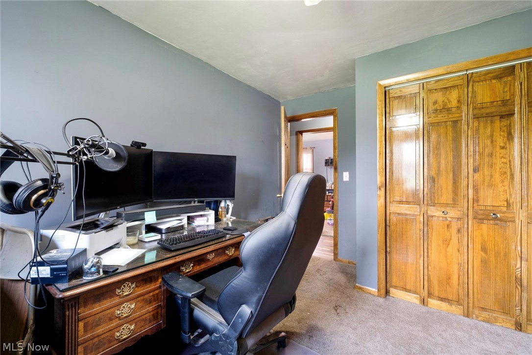 1267 Shields Road Youngstown, OH 44511 - Photo 23 of 32