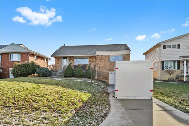 $272,000 | 1915 Worcester Drive, Pittsburgh, PA 15243