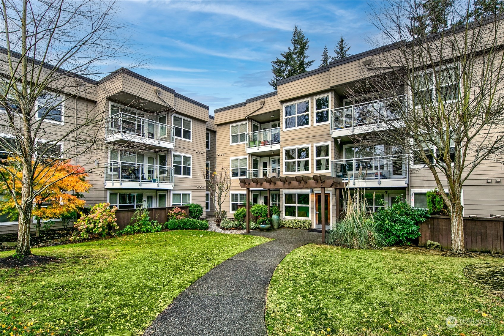 23015 Edmonds Way, Unit A305 Edmonds, WA 98020 - Photo 1 of 17 Gallery Image 1