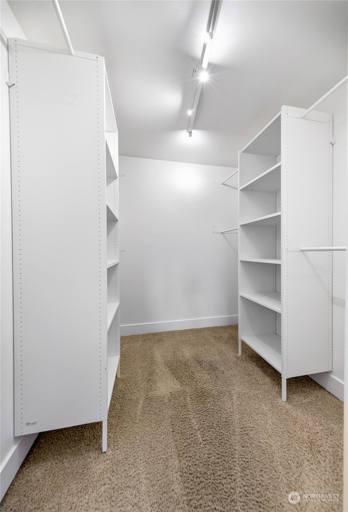 23015 Edmonds Way, Unit A305 Edmonds, WA 98020 - Photo 14 of 17 Gallery Image 14