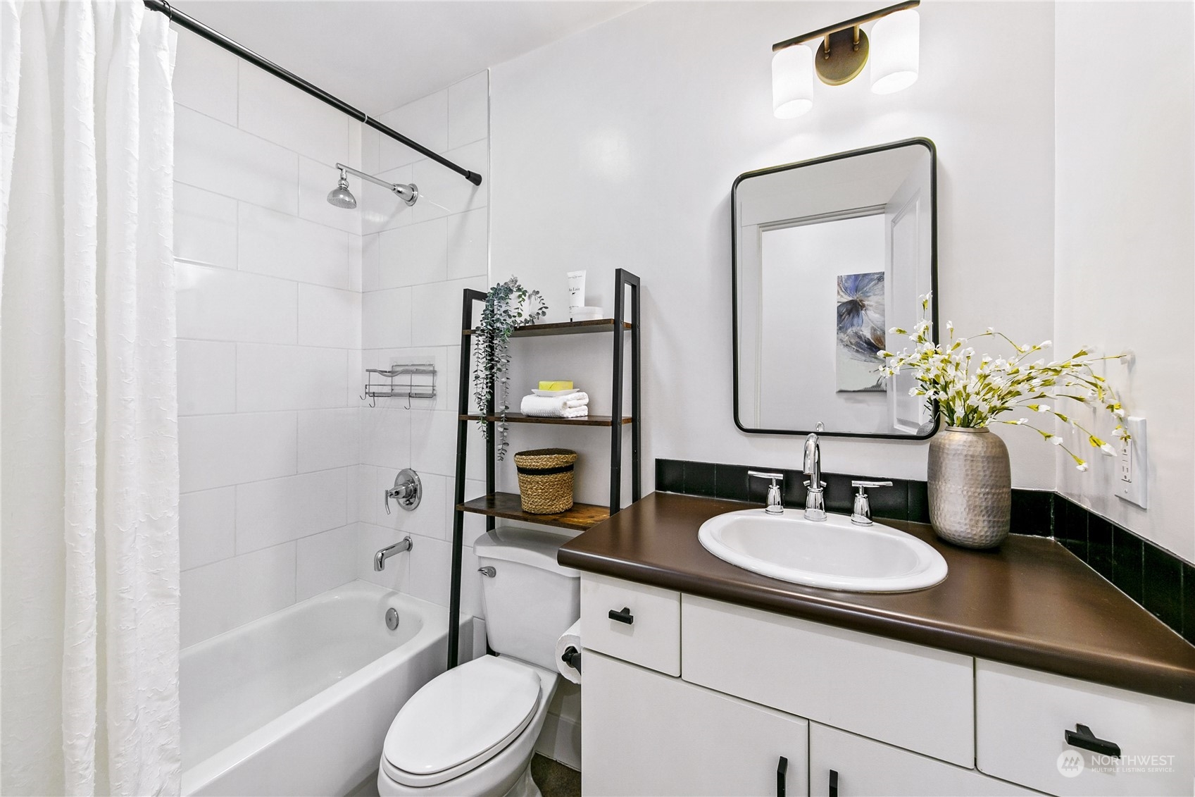 23015 Edmonds Way, Unit A305 Edmonds, WA 98020 - Photo 16 of 17 Gallery Image 16