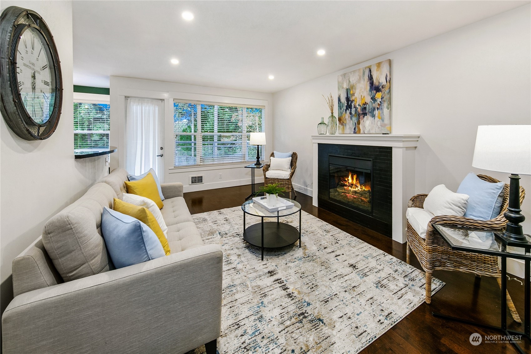 23015 Edmonds Way, Unit A305 Edmonds, WA 98020 - Photo 2 of 17 Gallery Image 2