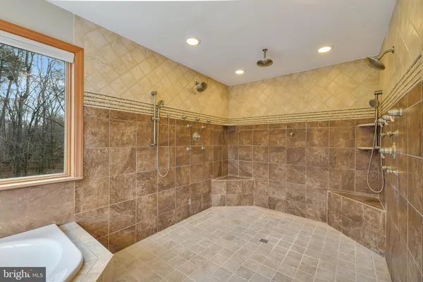 $1,195,000 | 7715 Paradise Beach Road, Pasadena, MD 21122