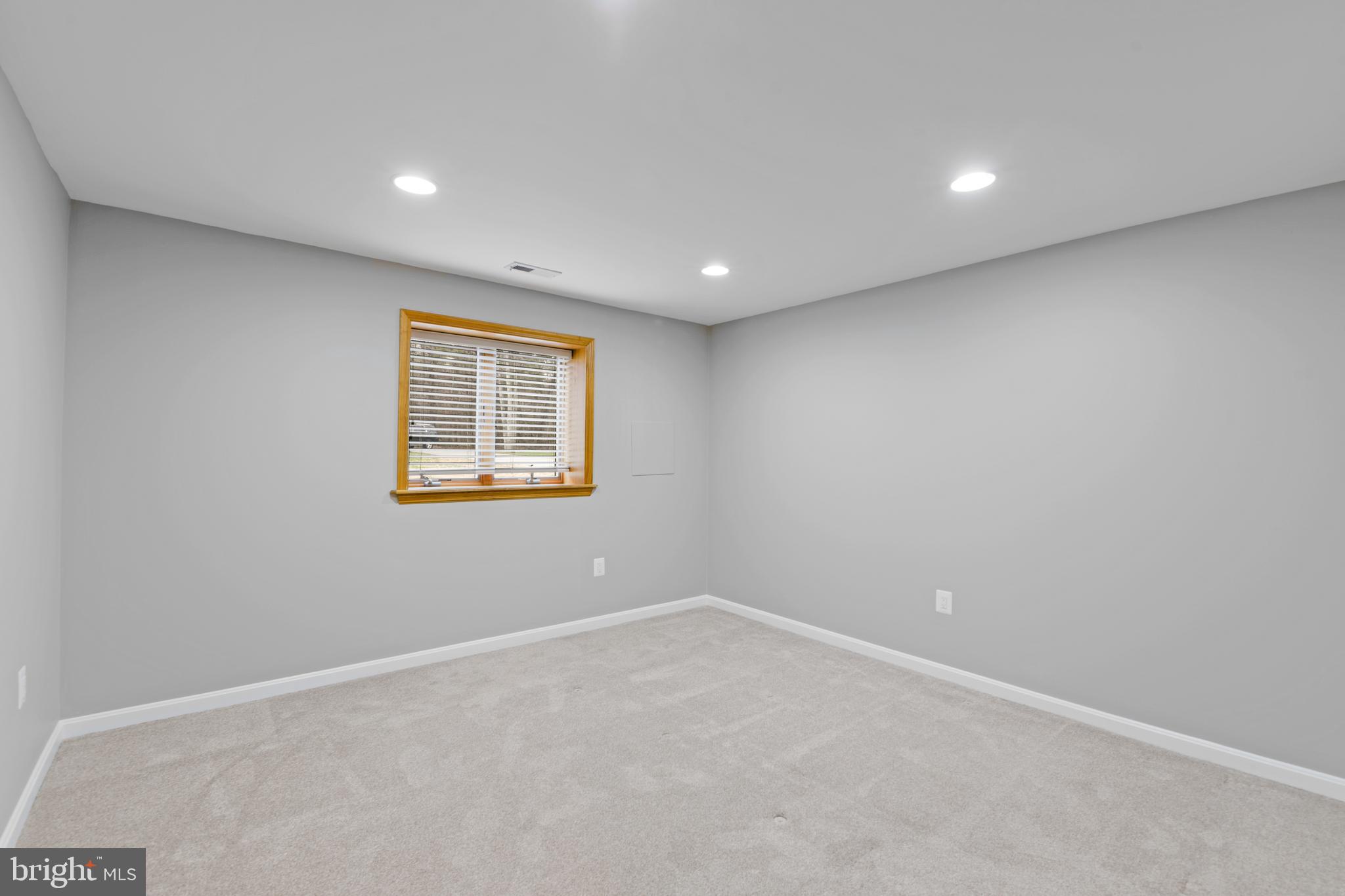 7715 Paradise Beach Road Pasadena, MD 21122 - Photo 43 of 62 a view of an empty room