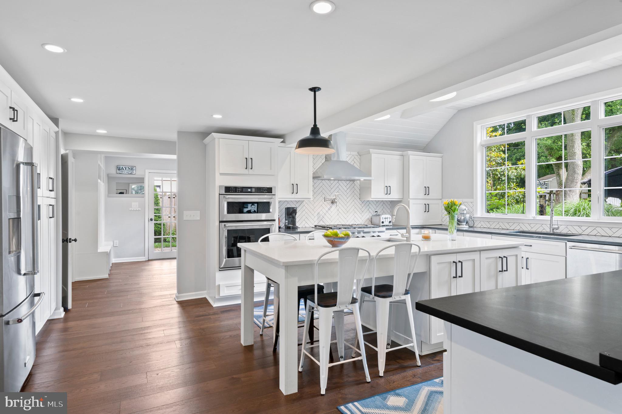 137 Homestead Road Wayne, PA 19087 - Photo 2 of 29 KITCHEN