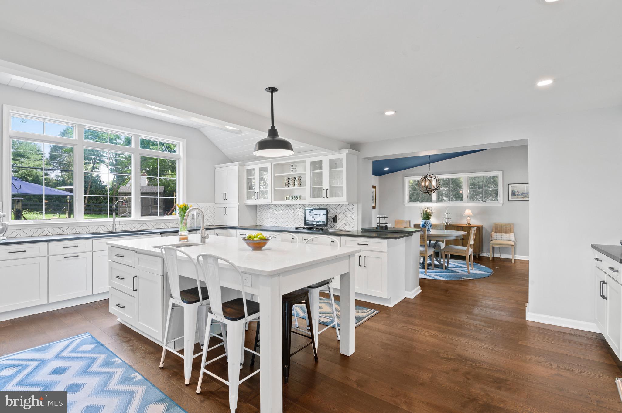 137 Homestead Road Wayne, PA 19087 - Photo 5 of 29 VIEW INTO DINING ROOM