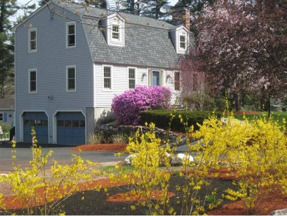 18 Nashua Road Windham, NH 03087 - Photo 1 of 1
