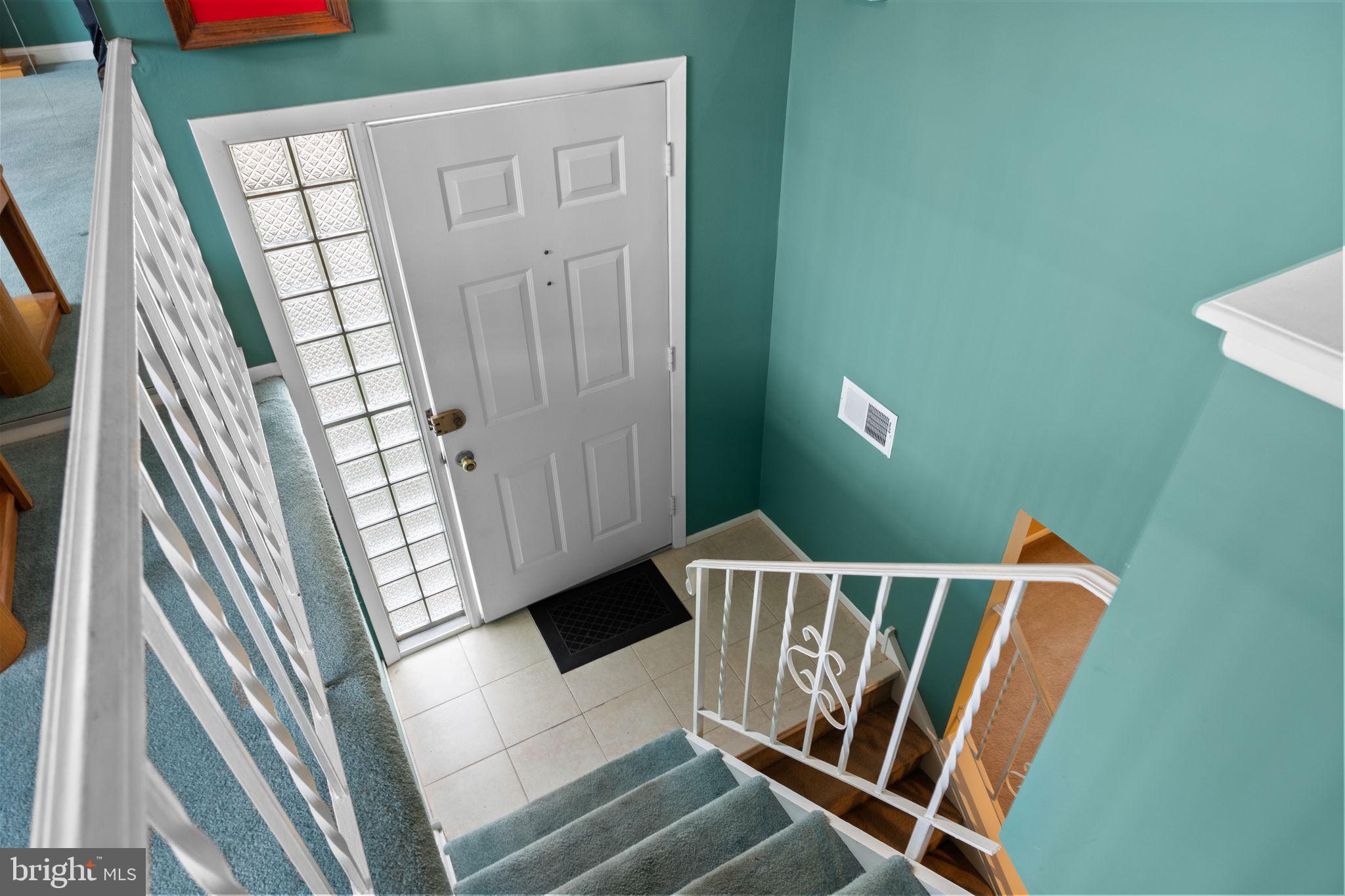 1233 Herschel Road Philadelphia, PA 19116 - Photo 5 of 27 Gallery Image 5