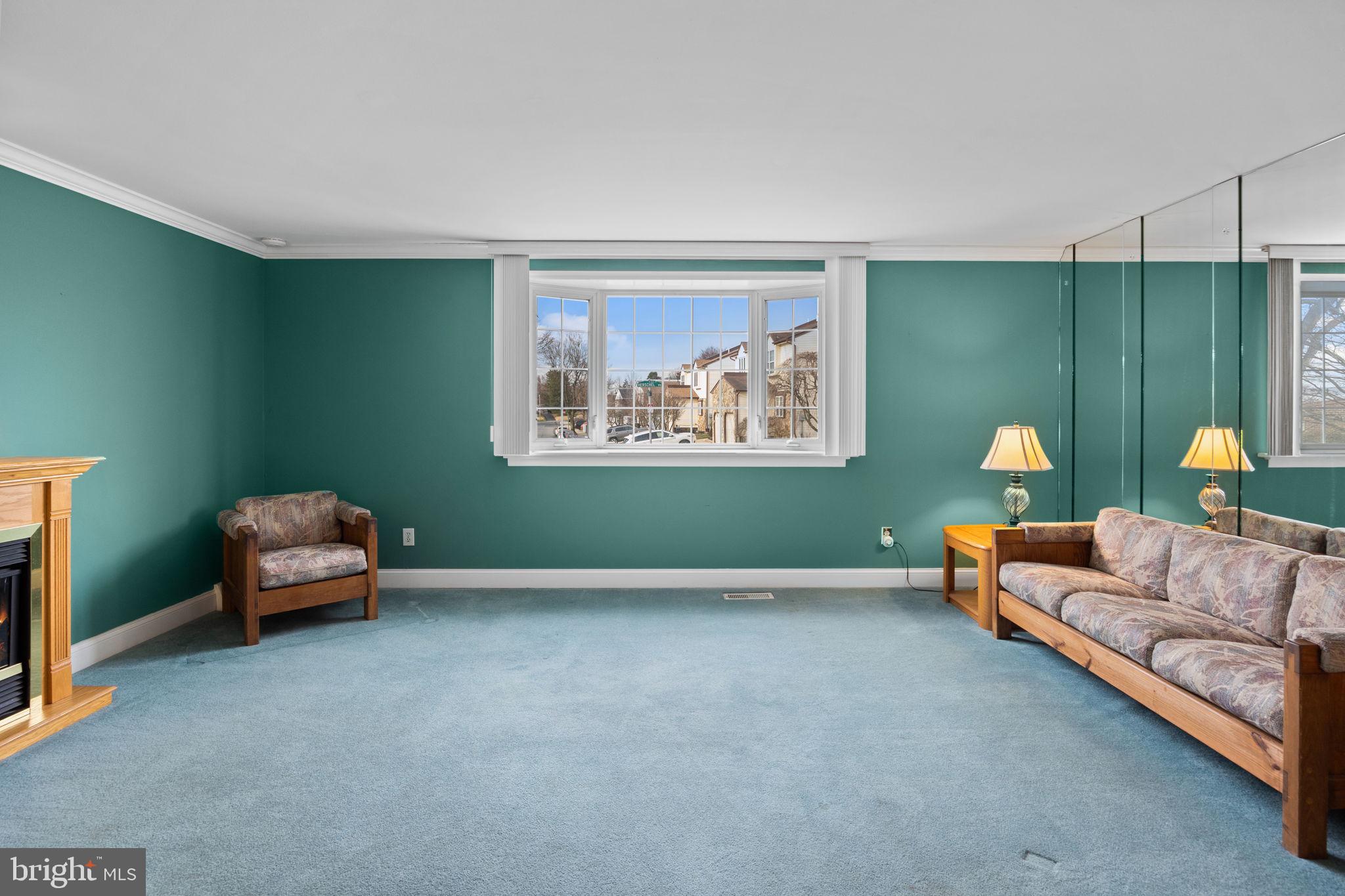 1233 Herschel Road Philadelphia, PA 19116 - Photo 6 of 27 Gallery Image 6
