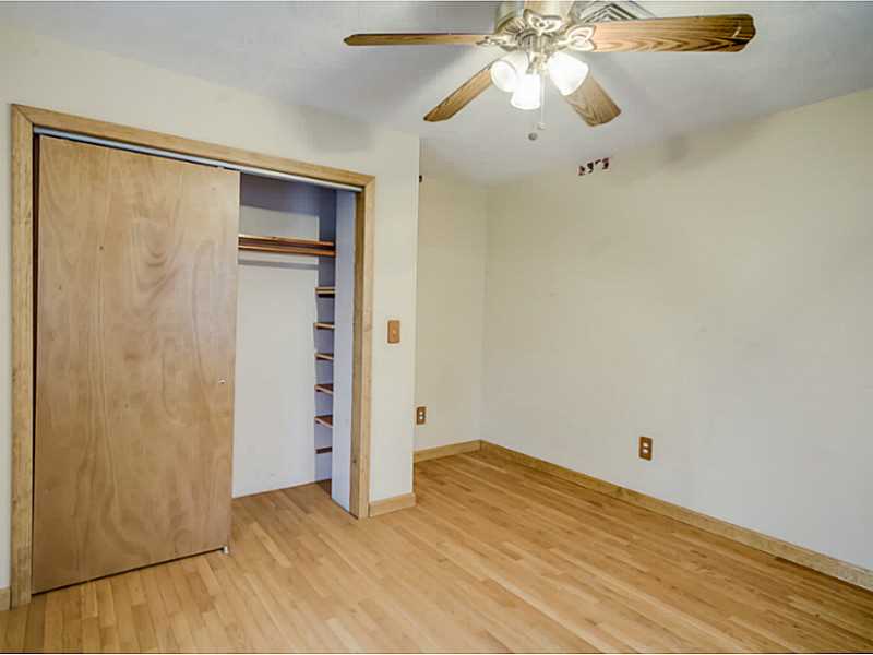 10 Paris Olney Hopkins Road Foster, RI 02825 - Photo 17 of 25 Bedroom.