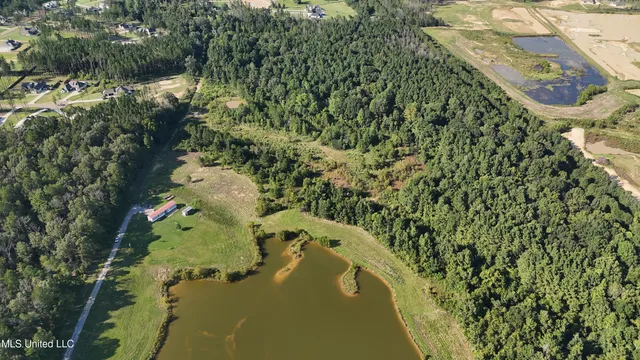 $320,000 | Mt Helm Road, Brandon, MS 39047