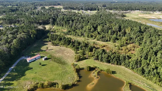 $320,000 | Mt Helm Road, Brandon, MS 39047