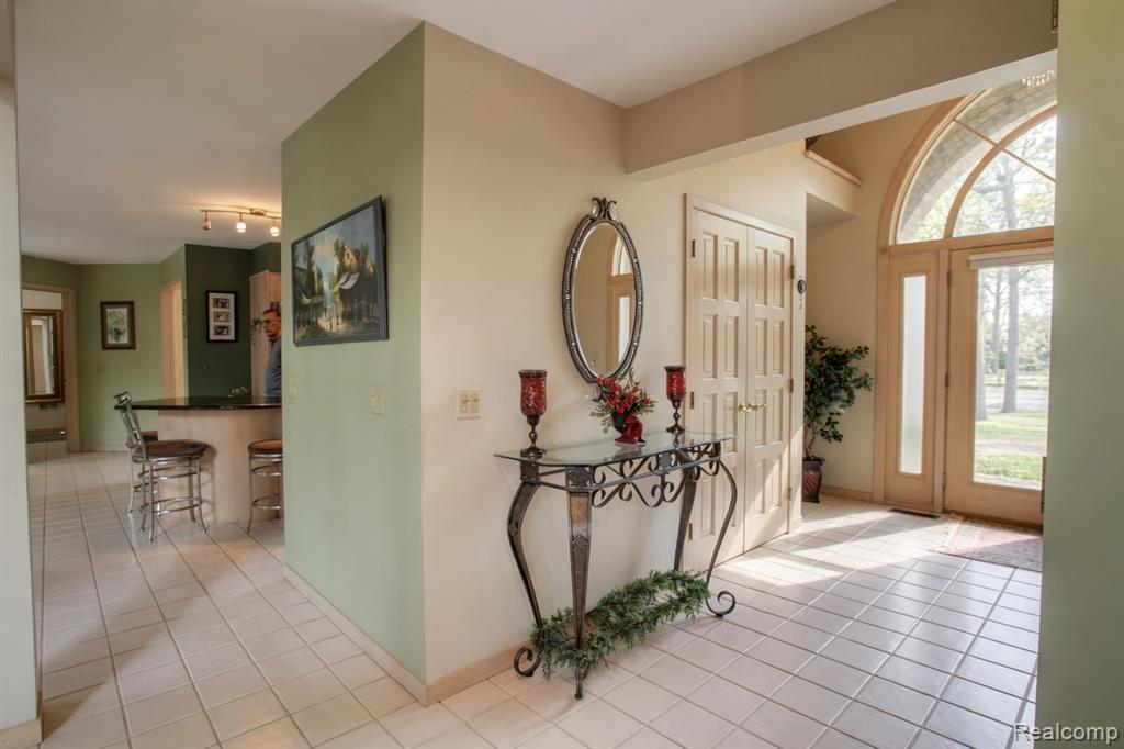 1305 Kings Pointe Road Grand Blanc, MI 48439 - Photo 48 of 71 Gallery Image 48