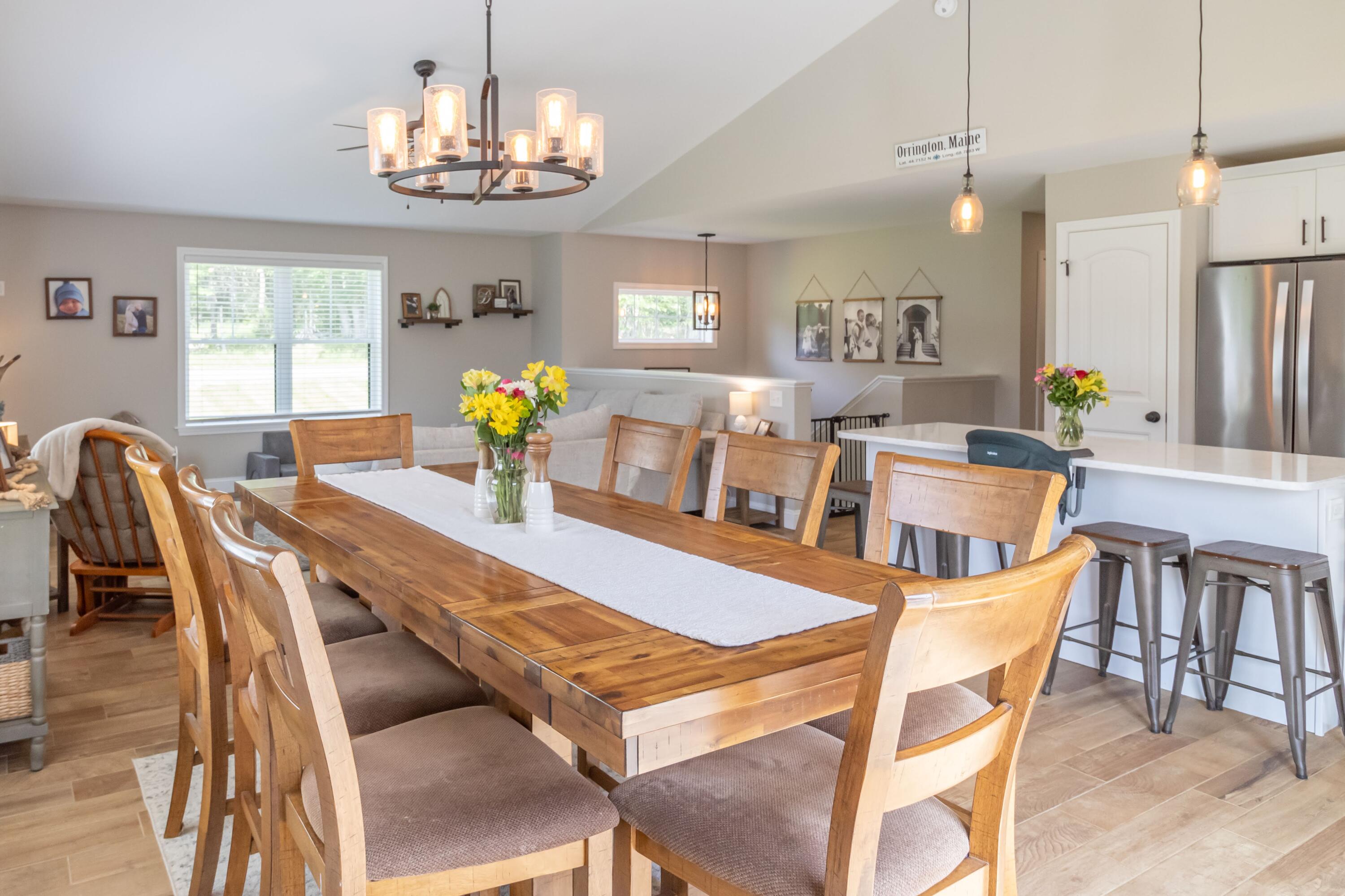 101 Oak Hill Road Orrington, ME 04474 - Photo 14 of 52 101 Oak Hill Road Interiors-18