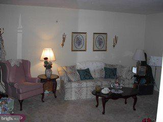 9 Stacy Drive Cream Ridge, NJ 08514 - Photo 2 of 6 Gallery Image 2