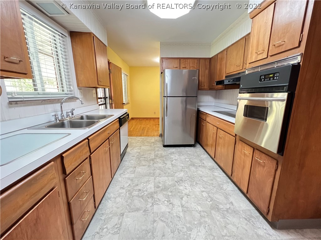 731 Lower Donnally Road Charleston, WV 25304 - Photo 7 of 21 Gallery Image 7