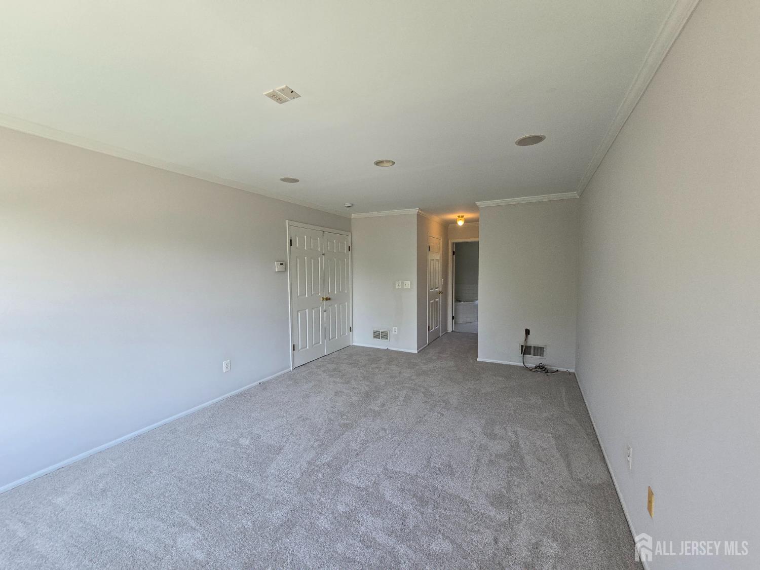 55 Andover Way Hamilton, NJ 08610 - Photo 14 of 23 Gallery Image 14