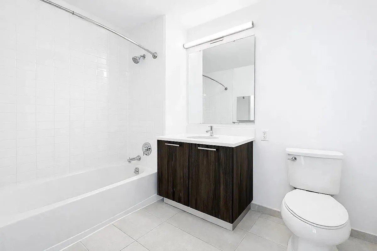 1524 Sheepshead Bay Road, Unit 18J Brooklyn, NY 11235 - Photo 6 of 29 Photo 6