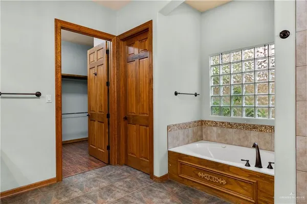 $654,000 | 3900 Cosentino Drive, Edinburg, TX 78541