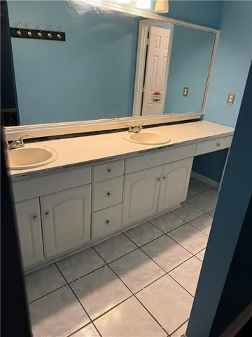 a view of a closet area