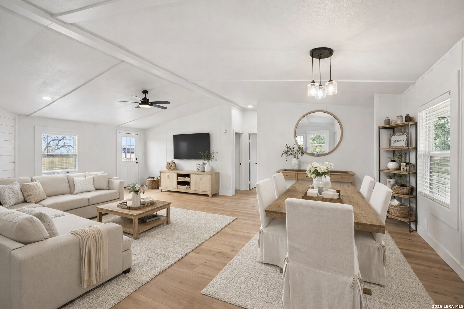 101 Natchez Street Poth, TX 78147 - Photo 5 of 38