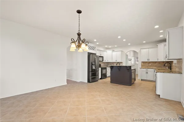 $679,000 | 3524 Lafayette Parkway, Floyds Knobs, IN 47119