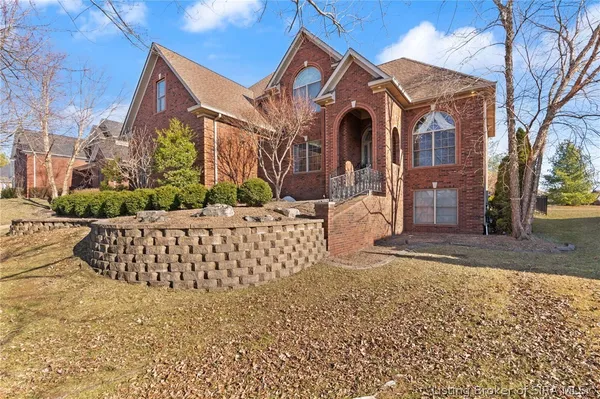 $679,000 | 3524 Lafayette Parkway, Floyds Knobs, IN 47119