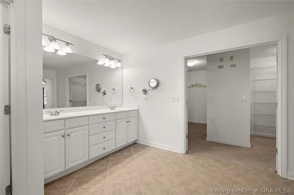 $679,000 | 3524 Lafayette Parkway, Floyds Knobs, IN 47119