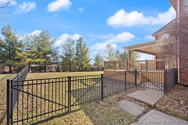 $679,000 | 3524 Lafayette Parkway, Floyds Knobs, IN 47119