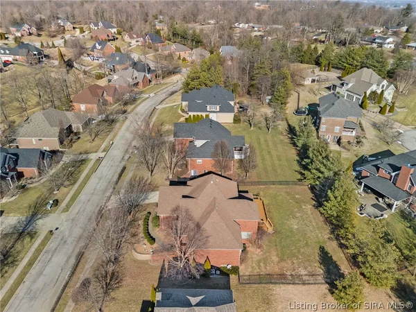 $679,000 | 3524 Lafayette Parkway, Floyds Knobs, IN 47119