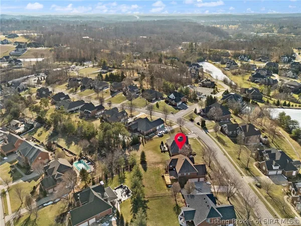 $679,000 | 3524 Lafayette Parkway, Floyds Knobs, IN 47119