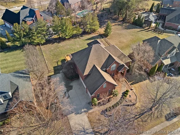$679,000 | 3524 Lafayette Parkway, Floyds Knobs, IN 47119