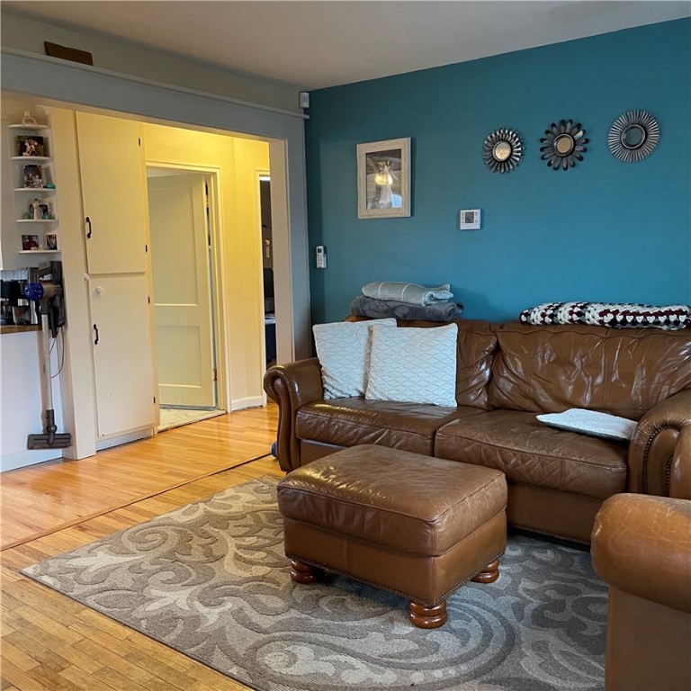 9 Wasaga Road Pawtucket, RI 02861 - Photo 5 of 10 Gallery Image 5