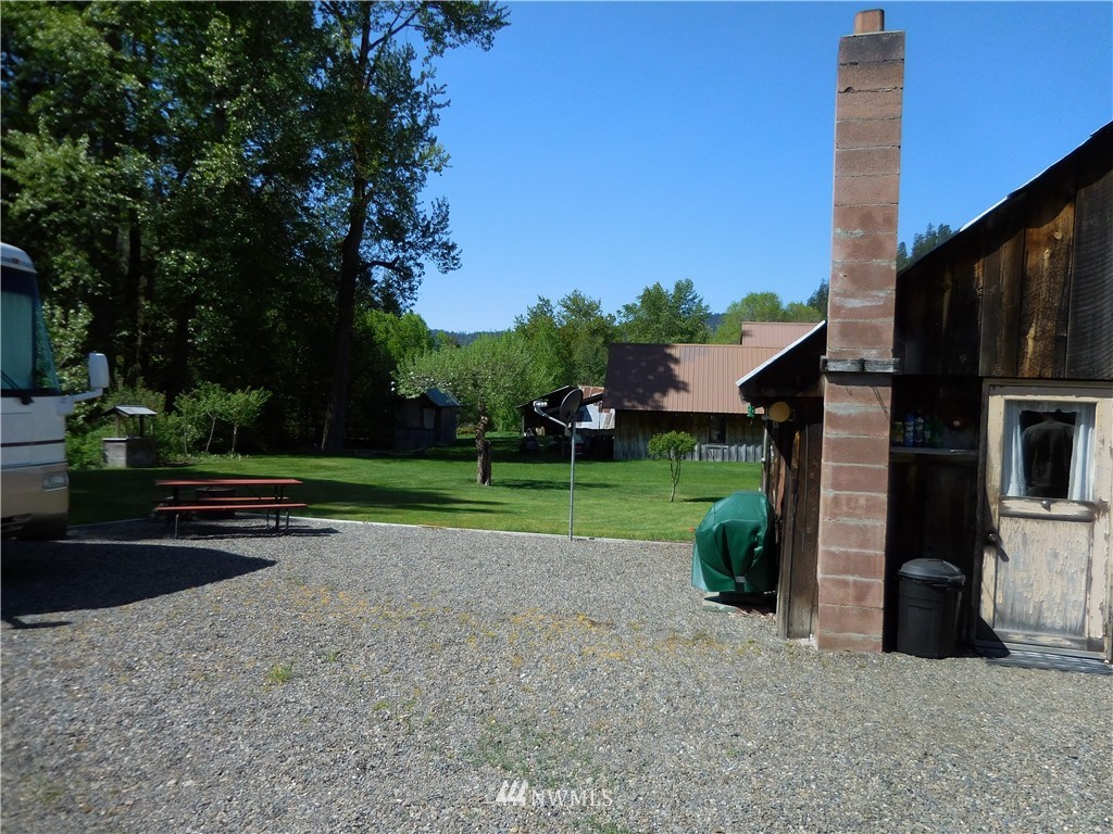 2850 Liberty Road Cle Elum, WA 98922 - Photo 4 of 15 Gallery Image 4