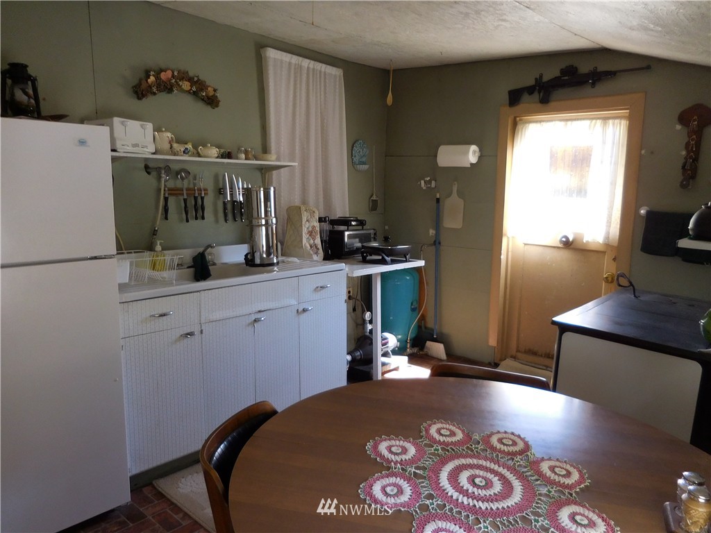2850 Liberty Road Cle Elum, WA 98922 - Photo 5 of 15 Gallery Image 5