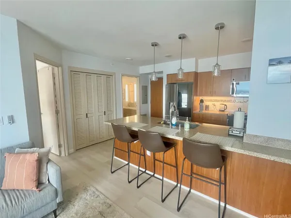 $729,900 | 555 South Street, Unit 3409, Honolulu, HI 96813