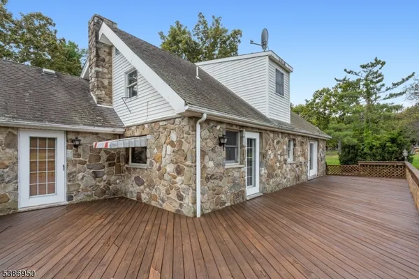 $3,200 | 87 Glen Road, Sussex, NJ 07461