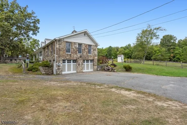 $3,200 | 87 Glen Road, Sussex, NJ 07461