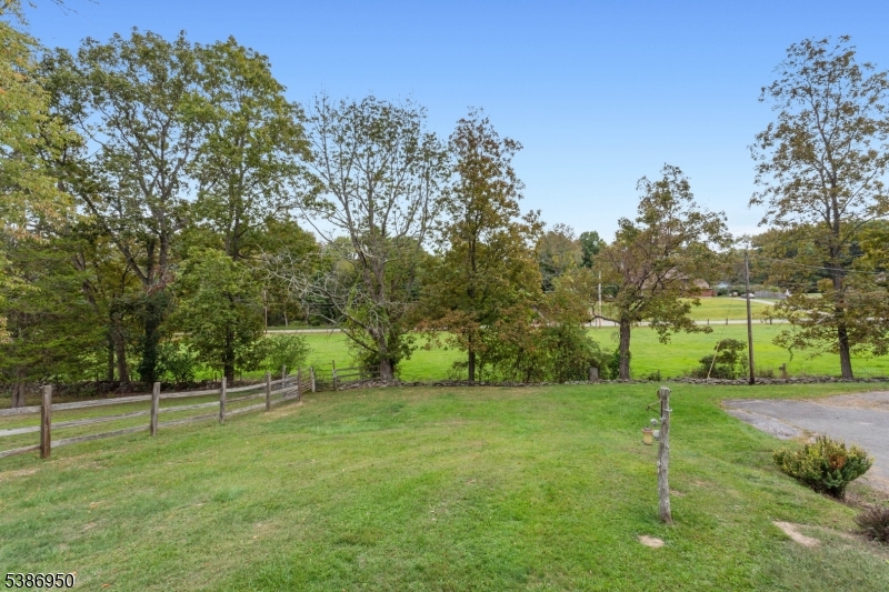 87 Glen Road Sussex, NJ 07461 - Photo 32 of 40