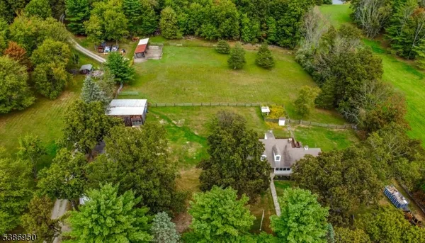 $3,200 | 87 Glen Road, Sussex, NJ 07461