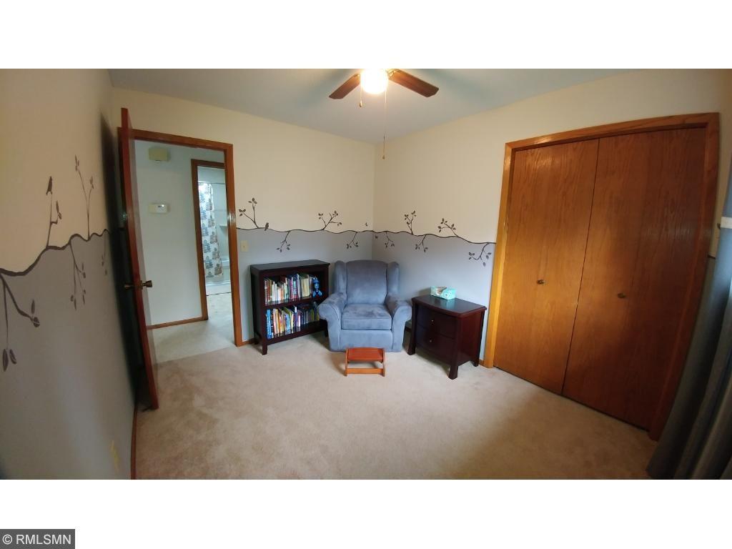5570 Pascal Street Shoreview, MN 55126 - Photo 17 of 24 Gallery Image 17