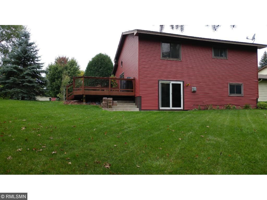 5570 Pascal Street Shoreview, MN 55126 - Photo 5 of 24 Gallery Image 5