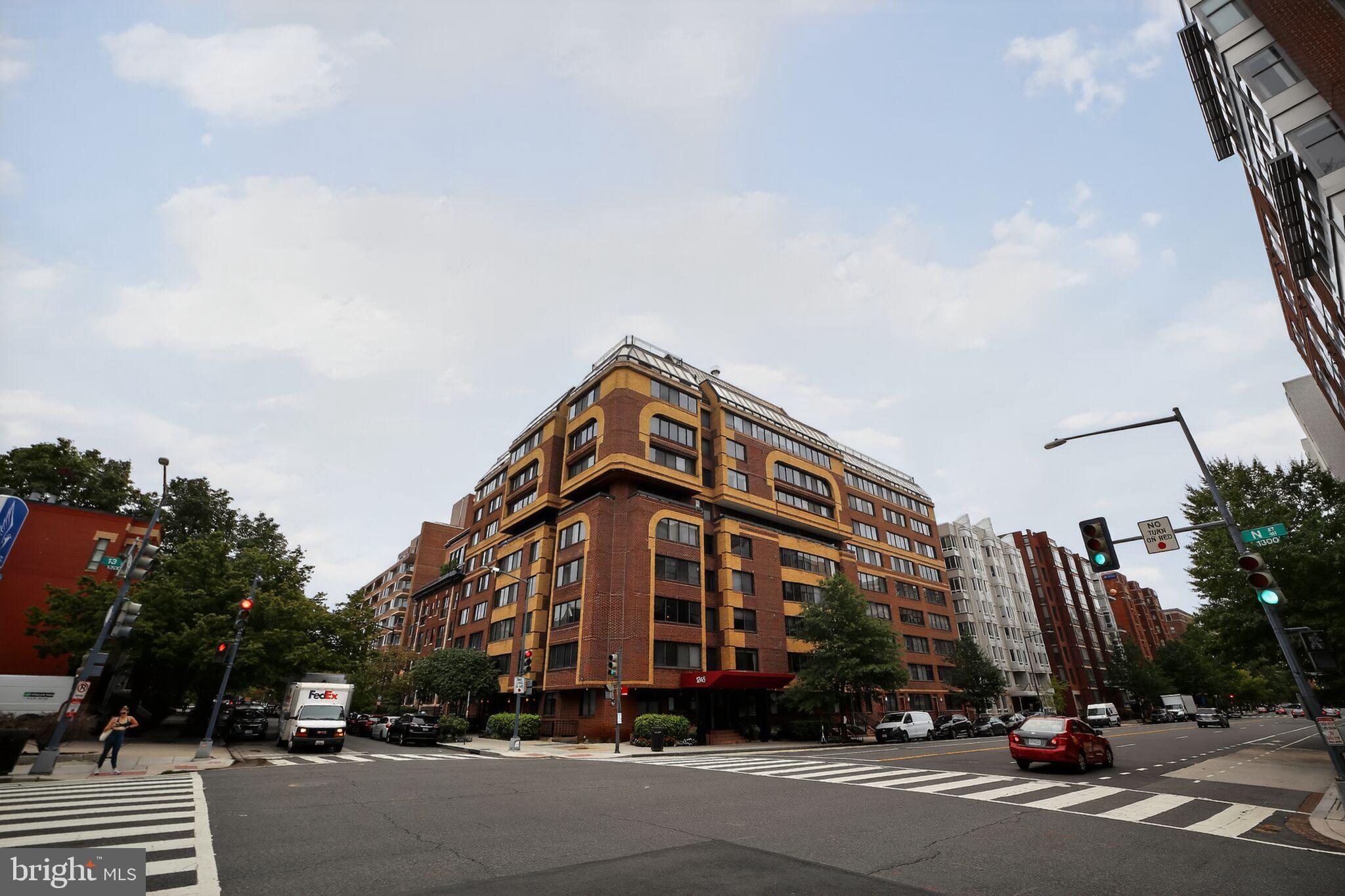 1245 13th Street Northwest, Unit 304 Washington, DC 20005 - Photo 16 of 43 a front view of a building with street view