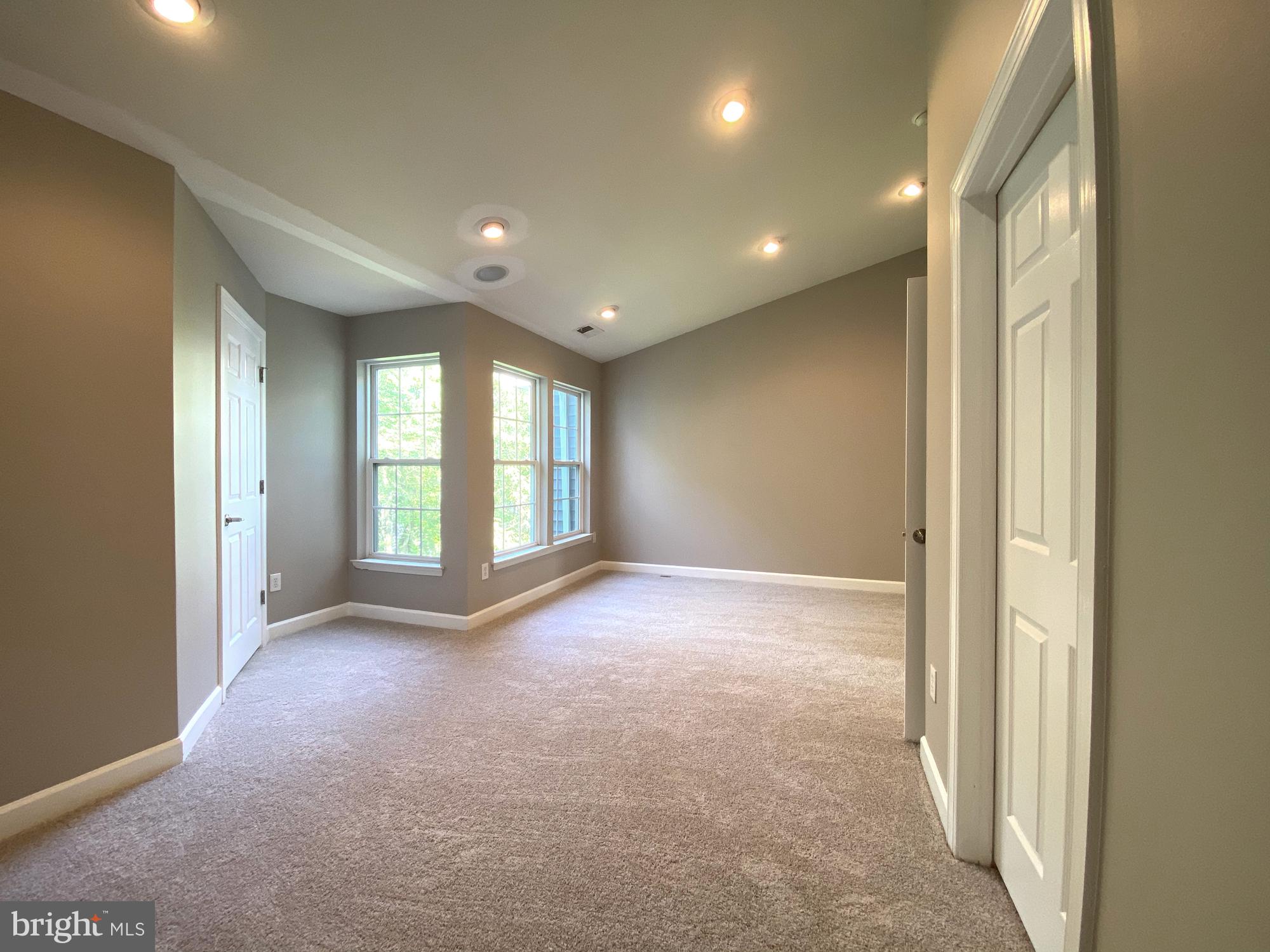 68 River Lane Riverside, NJ 08075 - Photo 22 of 39
