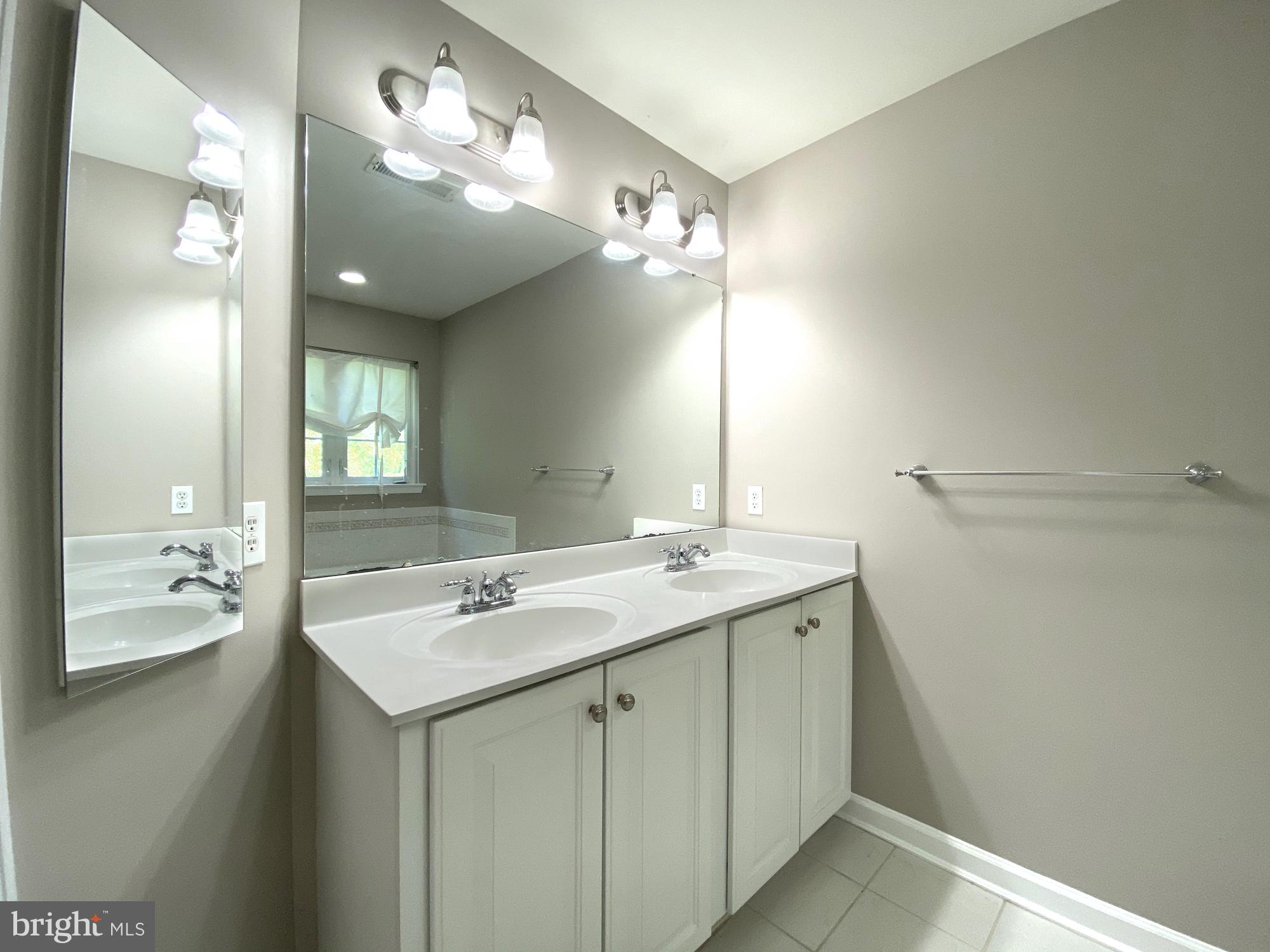 68 River Lane Riverside, NJ 08075 - Photo 28 of 39