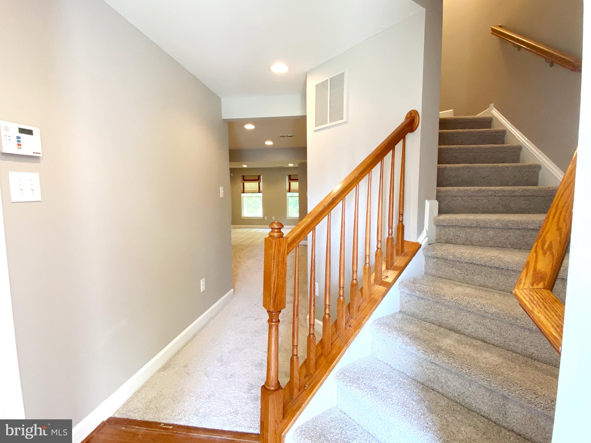 68 River Lane Riverside, NJ 08075 - Photo 4 of 39